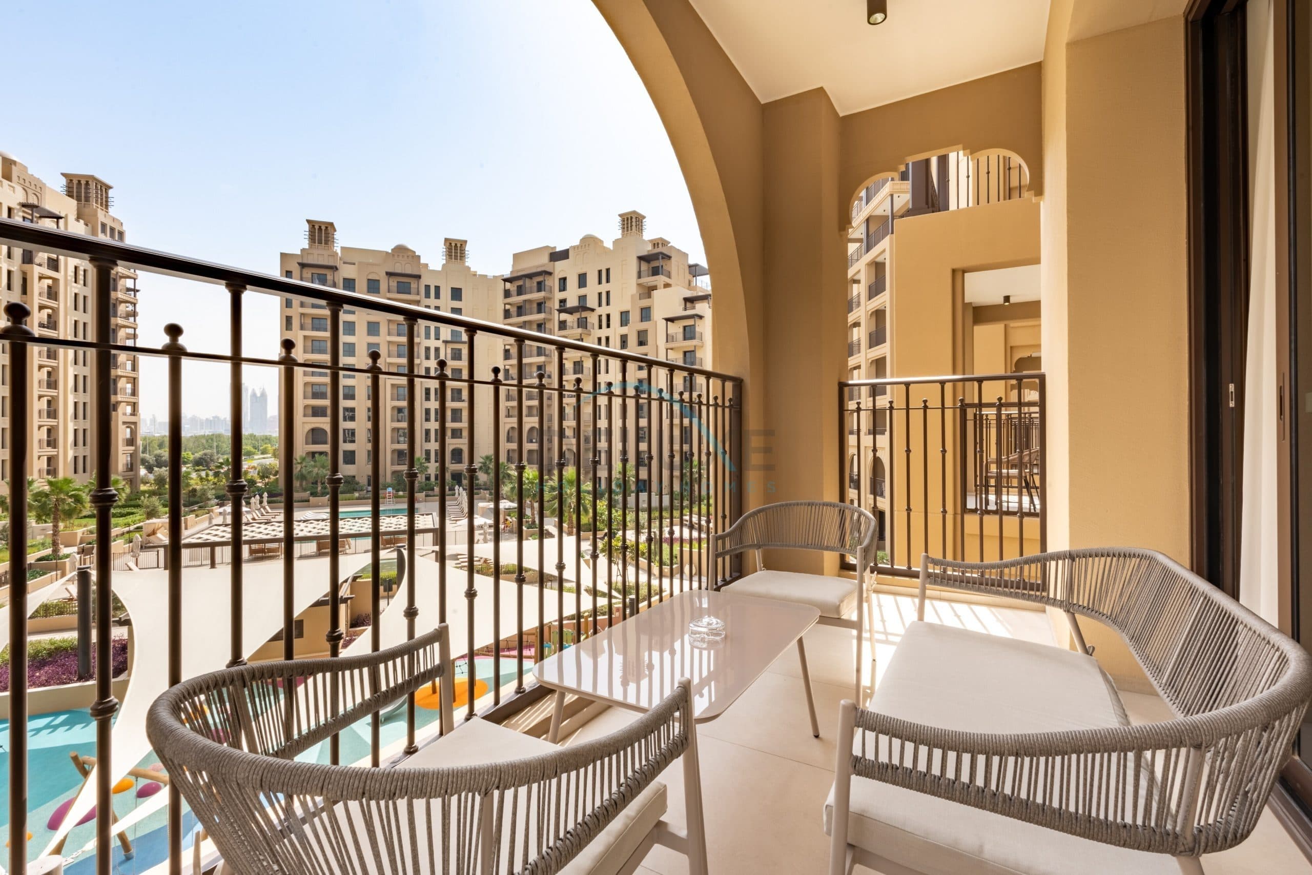 2br with assistant room, al jazi 1