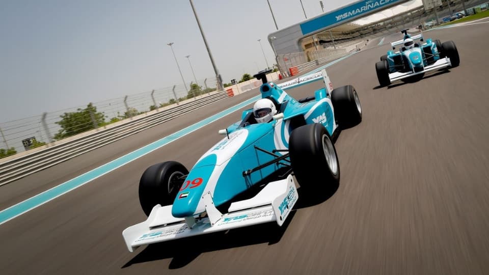 yas formula 3000