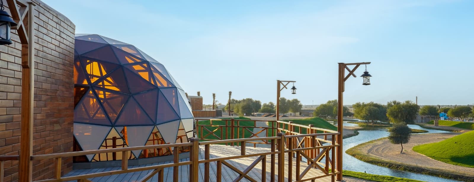 al marmoom domes desert glamping and dining