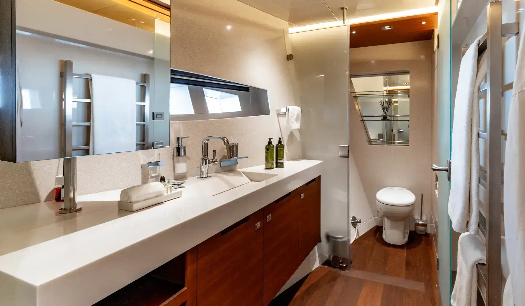 santorini 115ft yacht