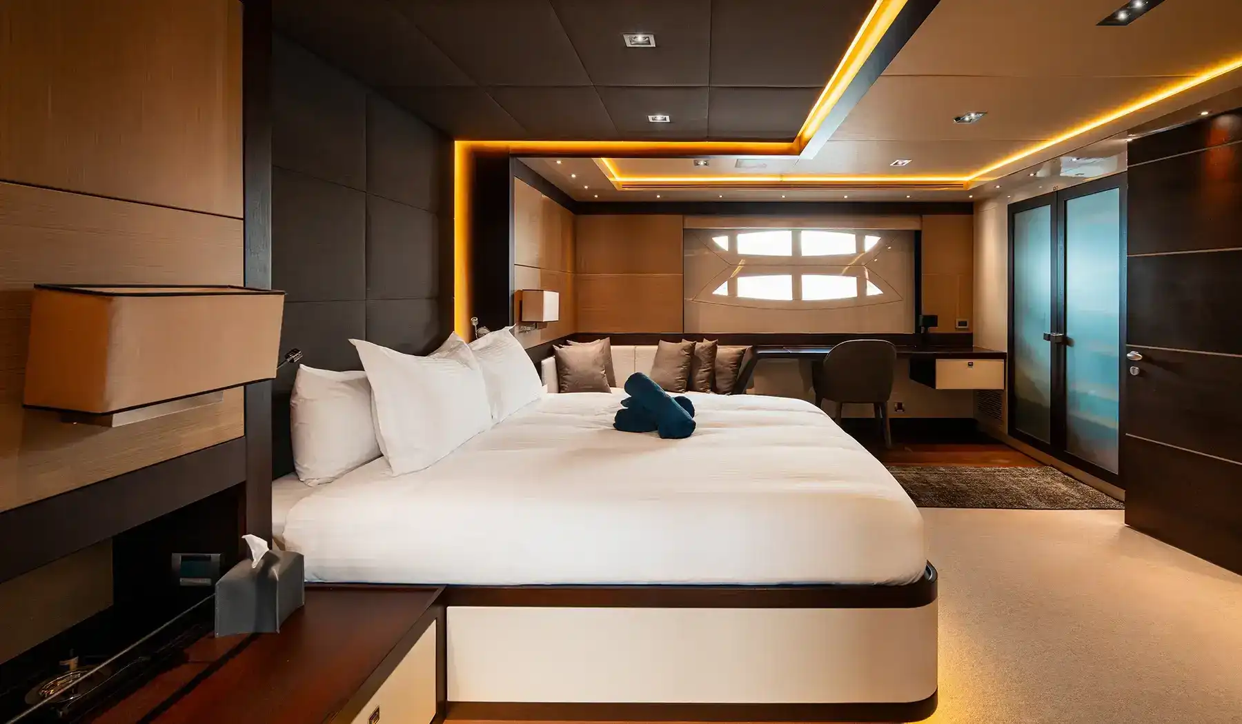 santorini 115ft yacht