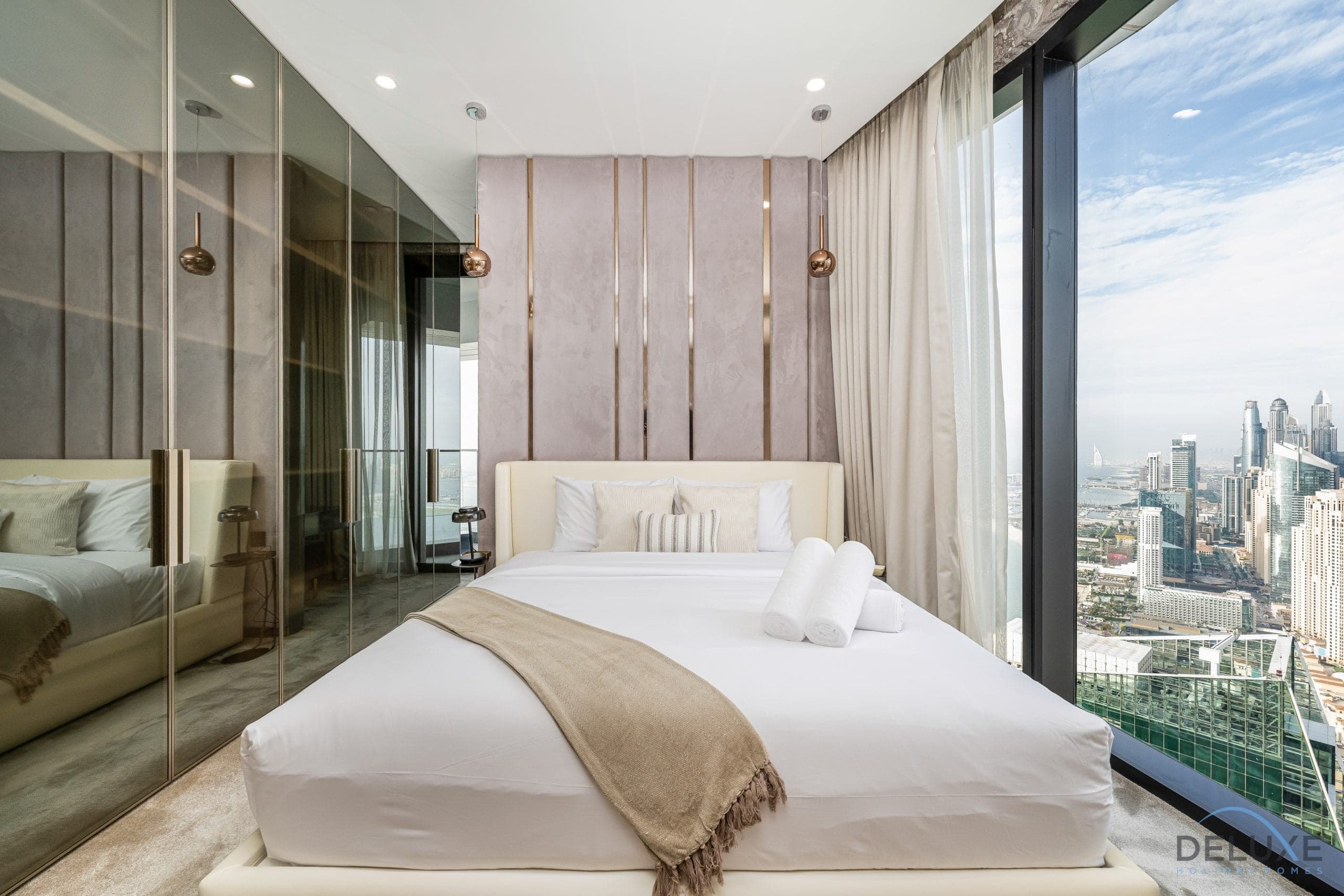 4BR residence + assistant’s room – jumeirah gate 1