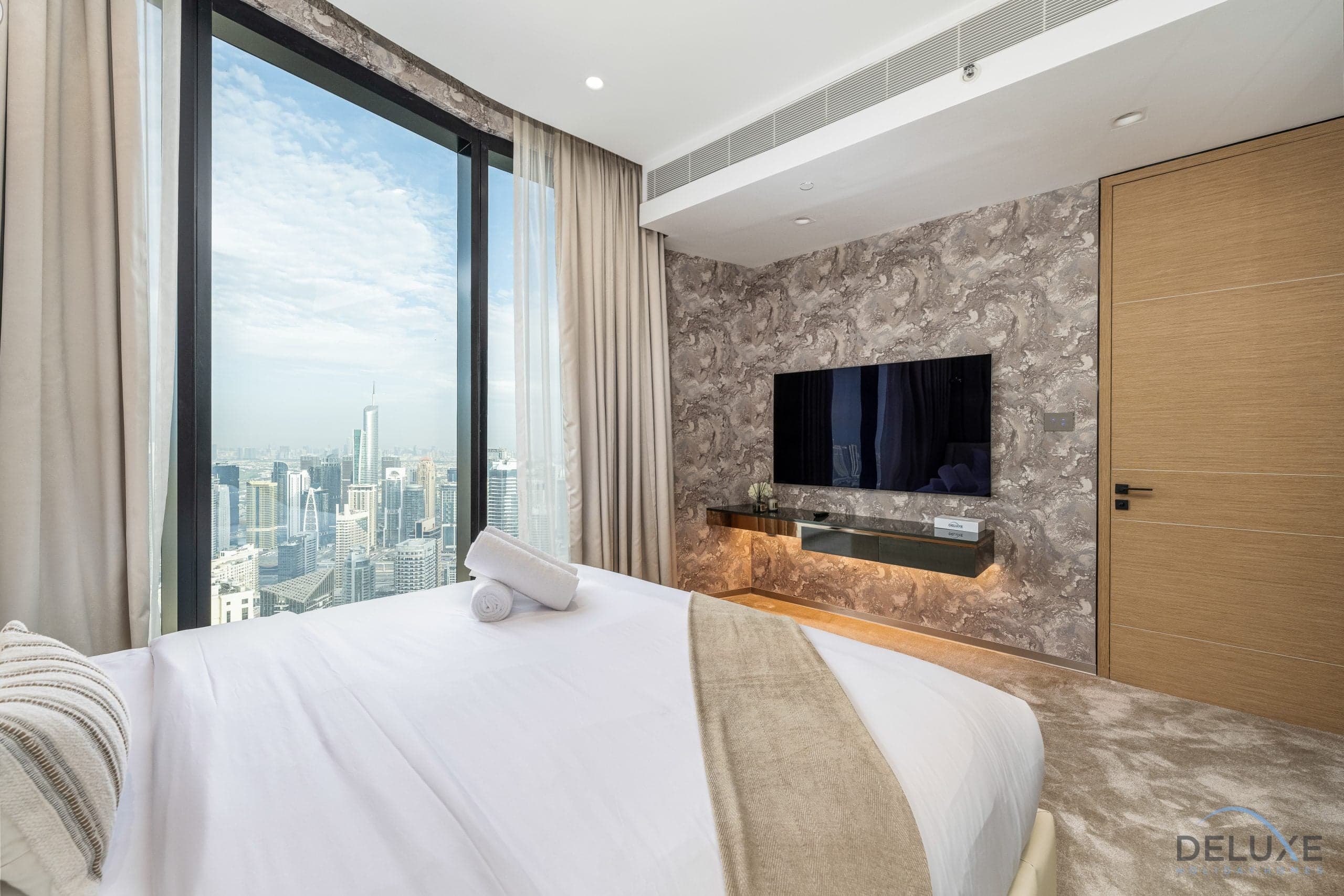4BR residence + assistant’s room – jumeirah gate 1