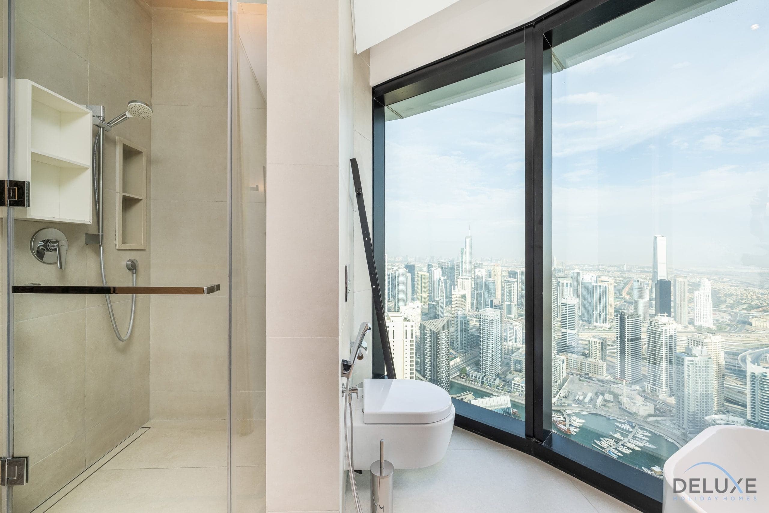 4BR residence + assistant’s room – jumeirah gate 1