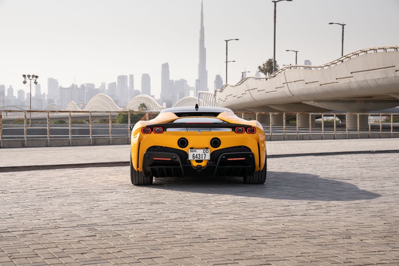 ferrari sf90