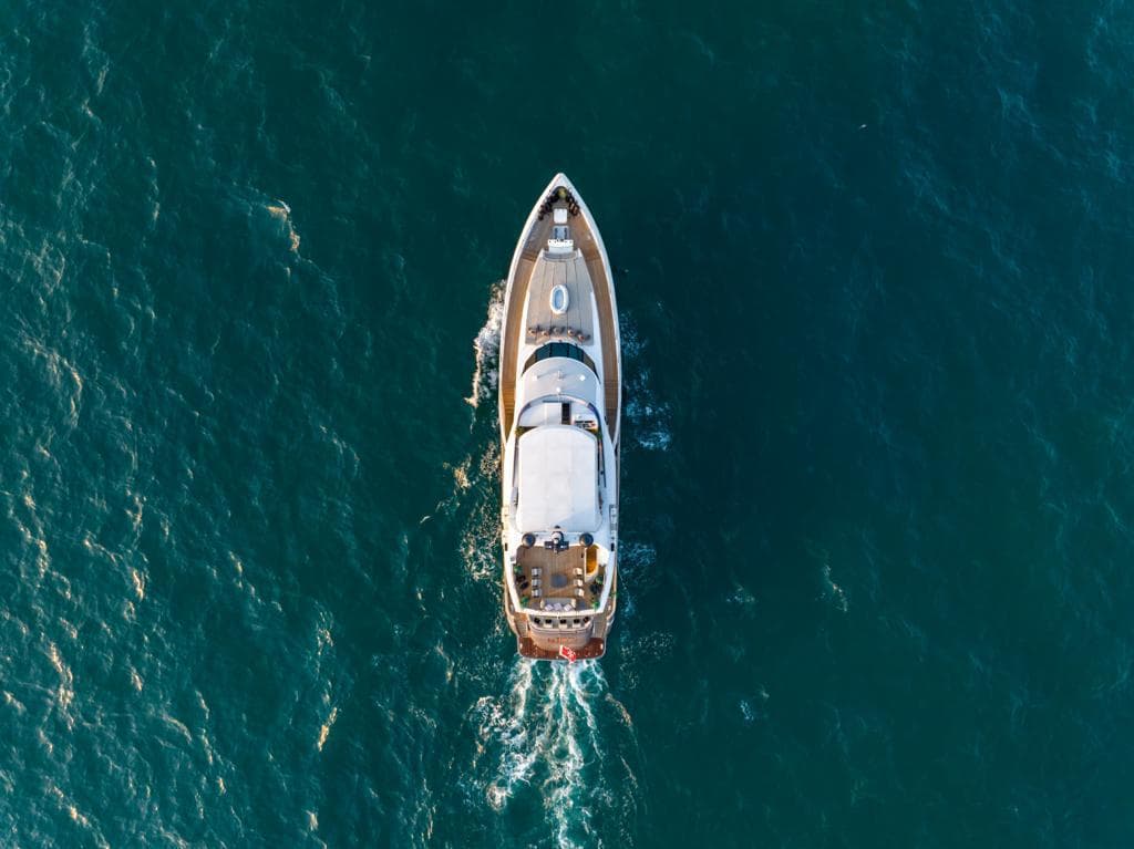 tatti 110ft superyacht