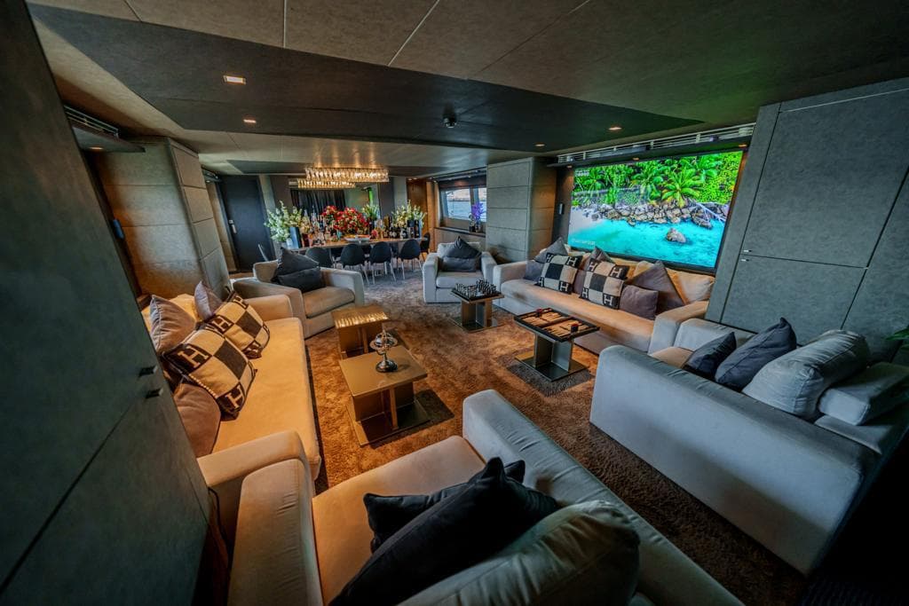 tatti 110ft superyacht