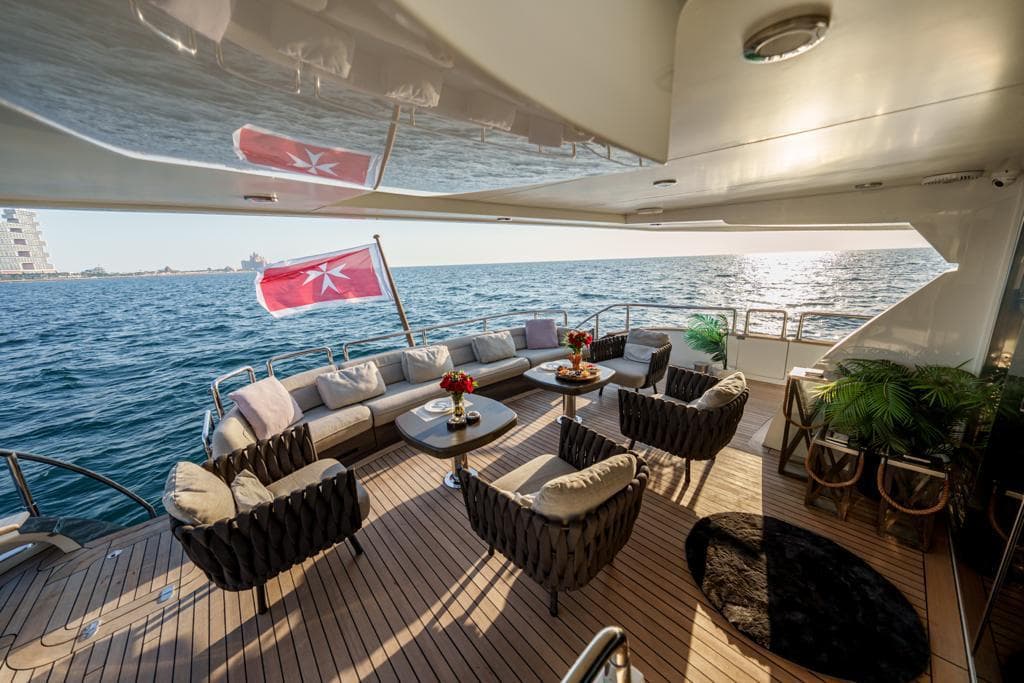 tatti 110ft superyacht