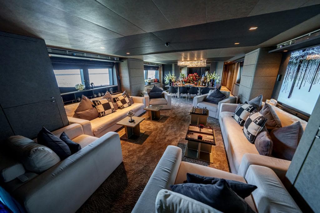 tatti 110ft superyacht