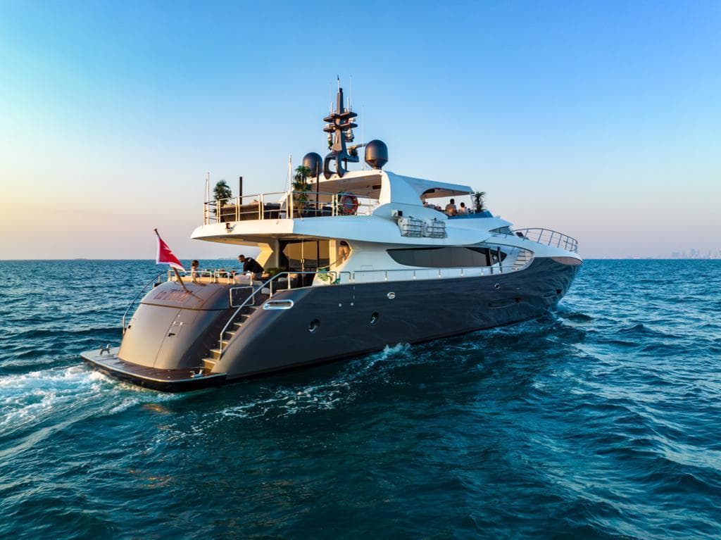 tatti 110ft superyacht
