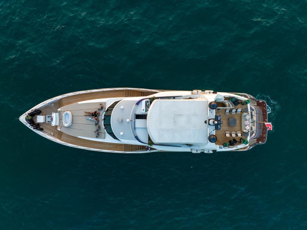 tatti 110ft superyacht