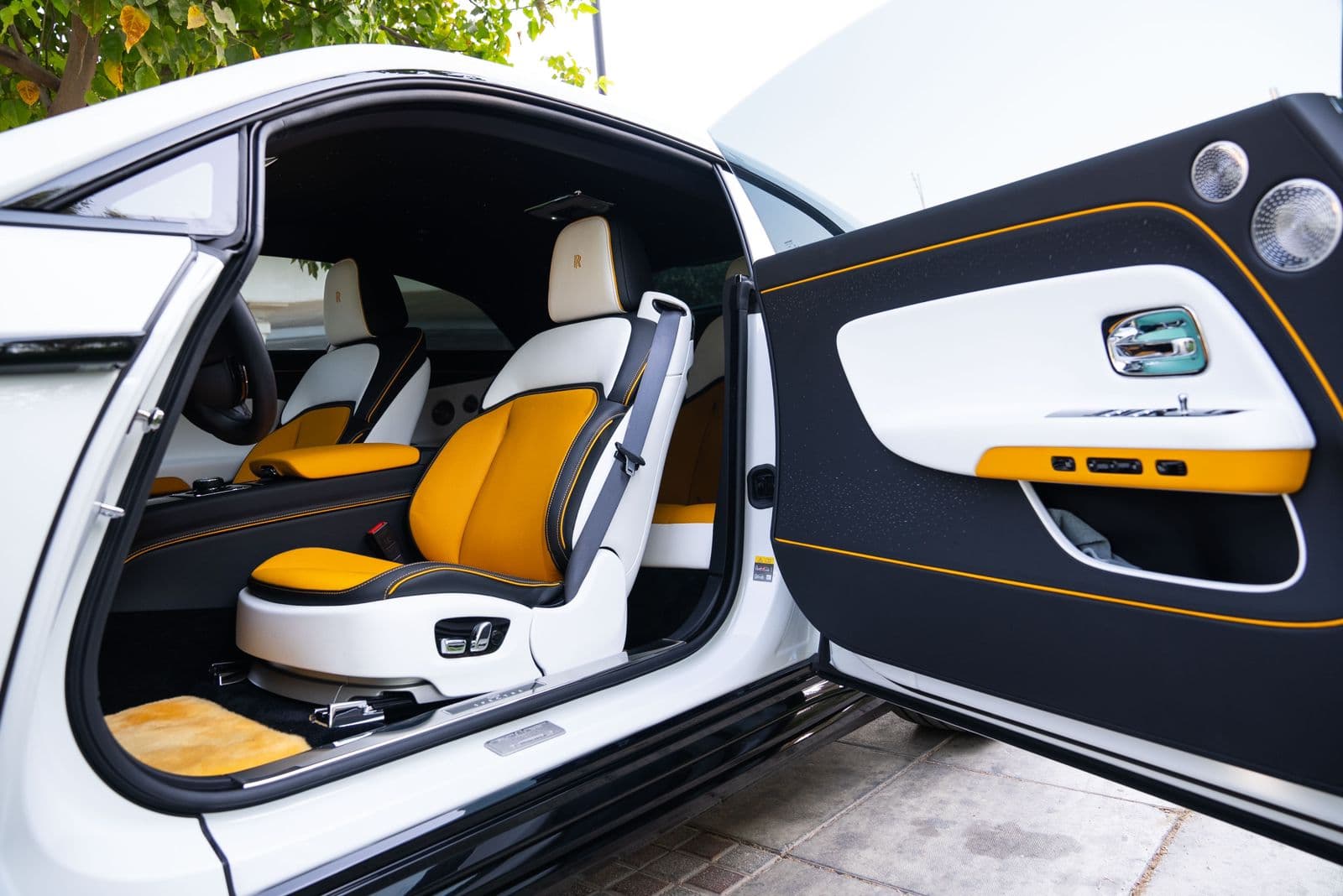 rolls royce spectre