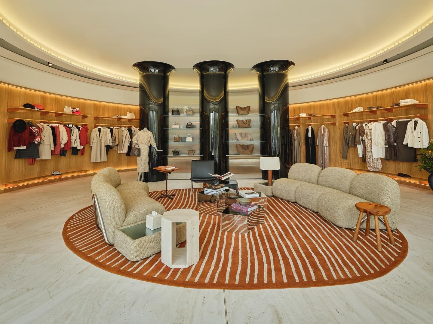 private boutique access